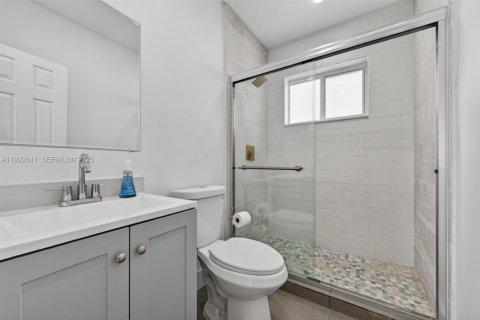 Купить виллу или дом в Норт-Майами-Бич, Флорида 3 спальни, 116.13м2, № 1977153 - фото 15