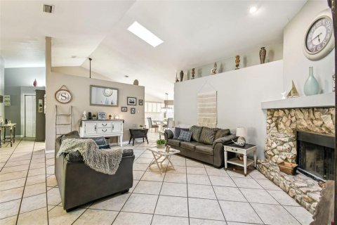 Villa ou maison à vendre à Winter Haven, Floride: 4 chambres, 220.74 m2 № 1674143 - photo 8