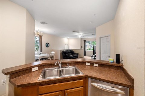 Condo in Sarasota, Florida, 3 bedrooms  № 1770057 - photo 11