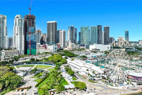 Снять в аренду кондоминиум в Майами, Флорида 1 спальня, 74.88м2, № 2000473 - фото 20