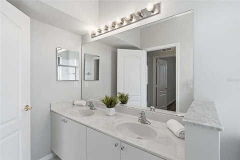 Casa en venta en Cape Coral, Florida, 4 dormitorios, 229.56 m2 № 2196624 - foto 25