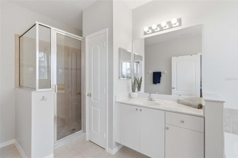 Casa en venta en Cape Coral, Florida, 4 dormitorios, 229.56 m2 № 2196624 - foto 19