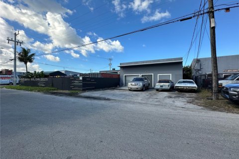 Immobilier commercial à vendre à Miramar, Floride № 1951540 - photo 6