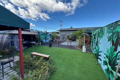 Immobilier commercial à vendre à Miramar, Floride № 1951540 - photo 21