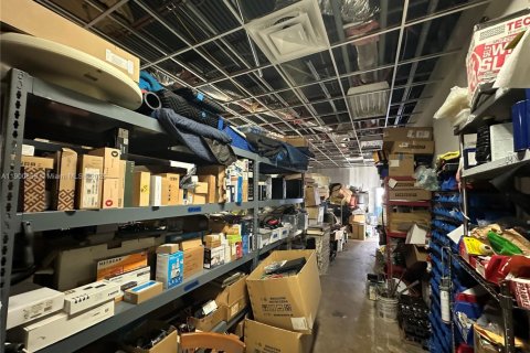 Immobilier commercial à vendre à Miramar, Floride № 1951540 - photo 15