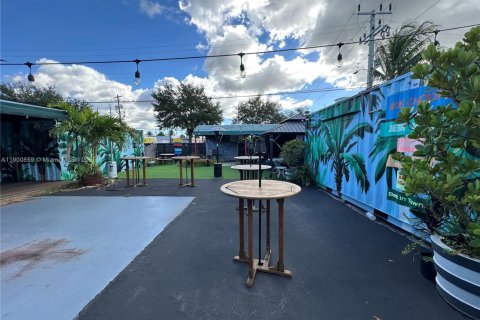 Immobilier commercial à vendre à Miramar, Floride № 1951540 - photo 19