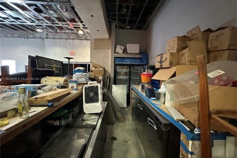 Immobilier commercial à vendre à Miramar, Floride № 1951540 - photo 11