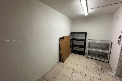 Immobilier commercial à vendre à Miramar, Floride № 1951540 - photo 26