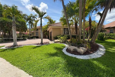 Villa ou maison à vendre à Weston, Floride: 5 chambres, 297.47 m2 № 1946534 - photo 6