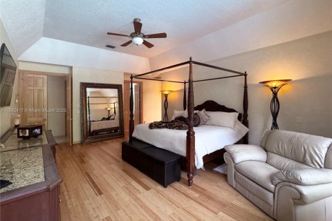 Villa ou maison à vendre à Weston, Floride: 5 chambres, 297.47 m2 № 1946534 - photo 19