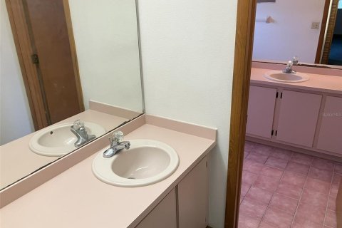 Casa en venta en Palm Harbor, Florida, 4 dormitorios, 197.51 m2 № 1907320 - foto 27
