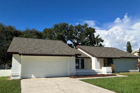 Casa en venta en Palm Harbor, Florida, 4 dormitorios, 197.51 m2 № 1907320 - foto 4