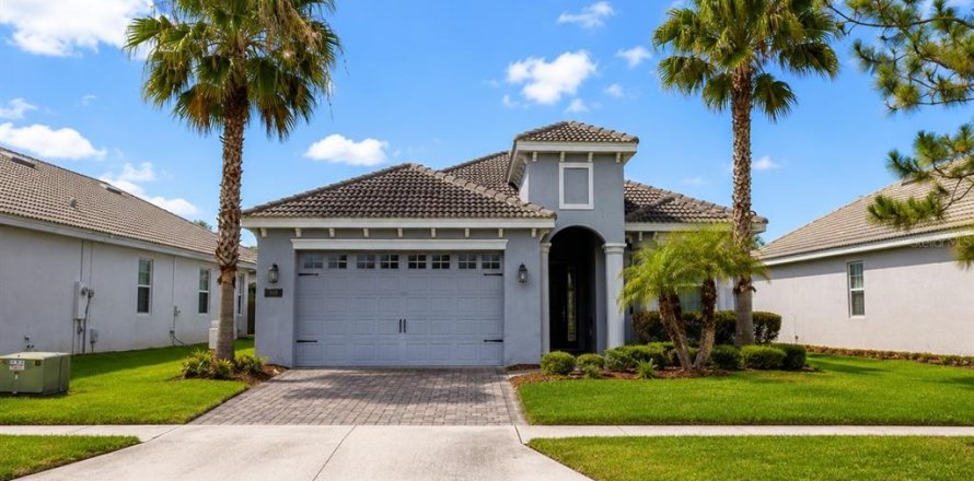 House in Davenport, Florida 4 bedrooms, 210.8 sq.m. № 2213627