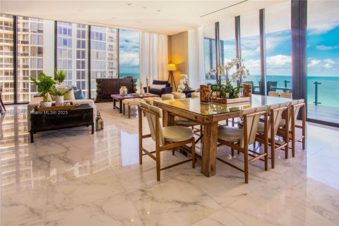 Condo in Sunny Isles Beach, Florida, 3 bedrooms  № 1850578 - photo 3