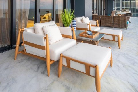 Condo in Sunny Isles Beach, Florida, 3 bedrooms  № 1850578 - photo 22