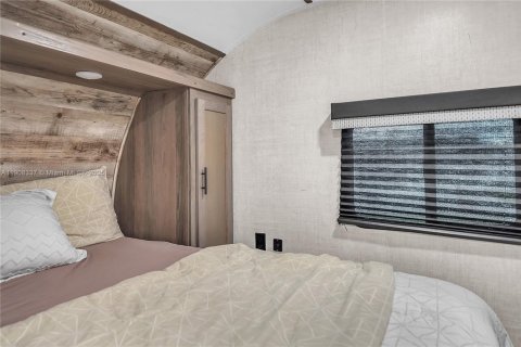 Apartamento en alquiler en Hollywood, Florida, 1 dormitorio, 129.32 m2 № 1965089 - foto 26