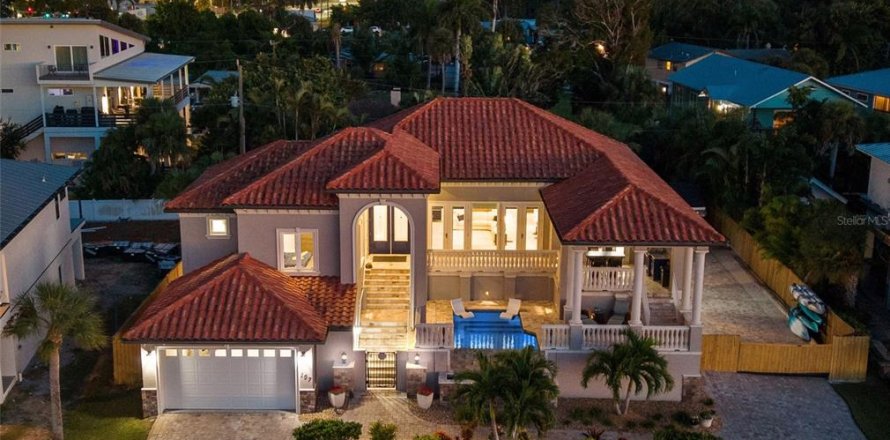 Villa ou maison à Nokomis, Floride 3 chambres, 257.9 m2 № 2391043