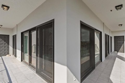 Condo in Tarpon Springs, Florida, 2 bedrooms  № 1540537 - photo 26