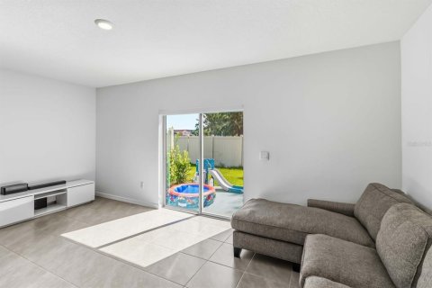 Townhouse in Tampa, Florida 3 bedrooms, 138.24 sq.m. № 2396320 - photo 22