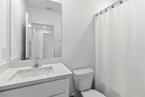 Townhouse in Tampa, Florida 3 bedrooms, 138.24 sq.m. № 2396320 - photo 15