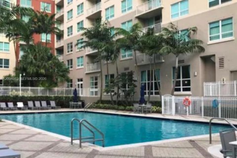 Condo in Miami, Florida, 1 bedroom  № 2386910 - photo 29