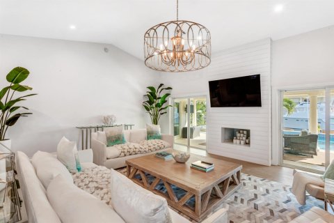 Villa ou maison à louer à Delray Beach, Floride: 4 chambres, 308.62 m2 № 2191879 - photo 5