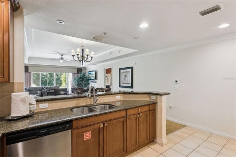 Copropriété à vendre à Four Corners, Floride: 3 chambres, 151.43 m2 № 2385786 - photo 3