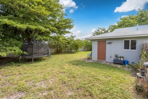 Immobilier commercial à vendre à Delray Beach, Floride: 156.26 m2 № 2251519 - photo 27