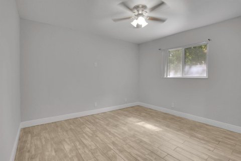 Immobilier commercial à vendre à Delray Beach, Floride: 156.26 m2 № 2251519 - photo 14