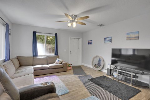 Immobilier commercial à vendre à Delray Beach, Floride: 156.26 m2 № 2251519 - photo 17