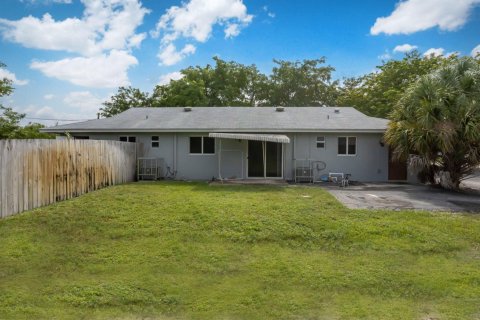 Immobilier commercial à vendre à Delray Beach, Floride: 156.26 m2 № 2251519 - photo 26