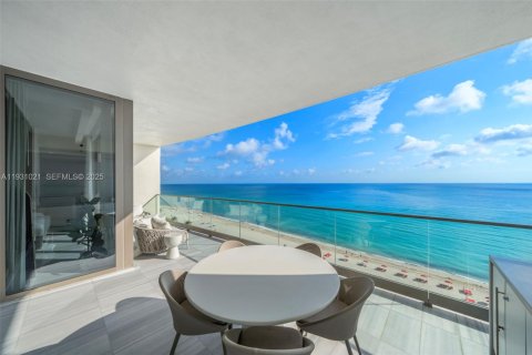 Condo in Sunny Isles Beach, Florida, 4 bedrooms  № 1989757 - photo 4