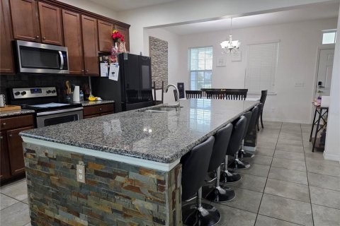 House in Windermere, Florida 4 bedrooms, 203.64 sq.m. № 2280677 - photo 5