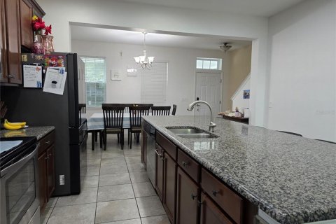 House in Windermere, Florida 4 bedrooms, 203.64 sq.m. № 2280677 - photo 7