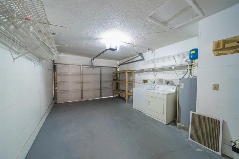 House in Palm Harbor, Florida 2 bedrooms, 90.67 sq.m. № 1905581 - photo 20