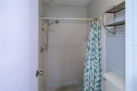 House in Palm Harbor, Florida 2 bedrooms, 90.67 sq.m. № 1905581 - photo 17