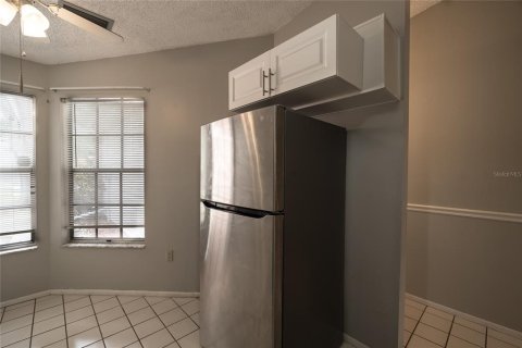 House in Palm Harbor, Florida 2 bedrooms, 90.67 sq.m. № 1905581 - photo 5