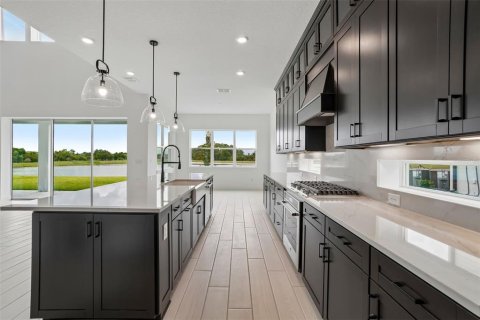 Casa en venta en Riverview, Florida, 5 dormitorios, 396.88 m2 № 2156281 - foto 4