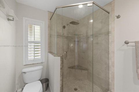 Townhouse in Coral Springs, Florida 3 bedrooms, 142.7 sq.m. № 1945133 - photo 16