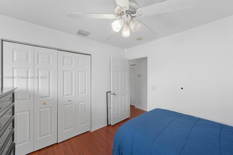 Townhouse in Coral Springs, Florida 3 bedrooms, 142.7 sq.m. № 1945133 - photo 22