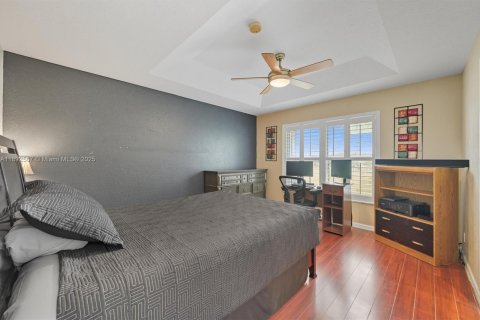 Townhouse in Coral Springs, Florida 3 bedrooms, 142.7 sq.m. № 1945133 - photo 11