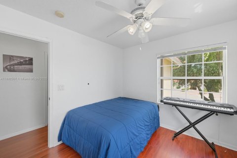 Townhouse in Coral Springs, Florida 3 bedrooms, 142.7 sq.m. № 1945133 - photo 21