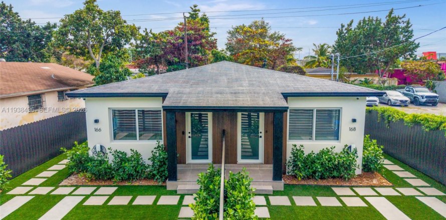 Propiedad comercial en Miami, Florida 149.11 m2 № 2000021