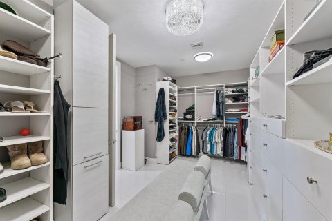 Condo in North Palm Beach, Florida, 4 bedrooms  № 2393191 - photo 21