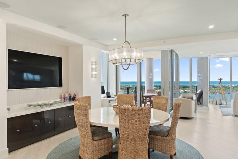 Condo in North Palm Beach, Florida, 4 bedrooms  № 2393191 - photo 24