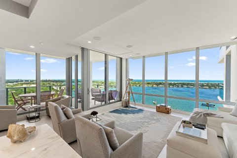 Condo in North Palm Beach, Florida, 4 bedrooms  № 2393191