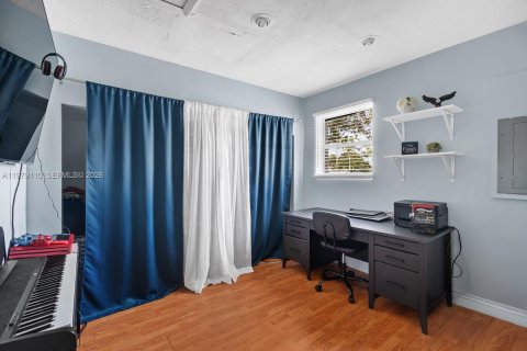 Купить виллу или дом в Санрайз, Флорида 2 спальни, 87.33м2, № 2049659 - фото 13