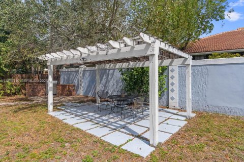 Купить виллу или дом в Санрайз, Флорида 2 спальни, 87.33м2, № 2049659 - фото 25