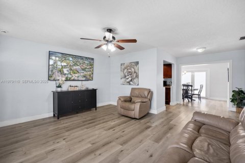 Купить виллу или дом в Санрайз, Флорида 2 спальни, 87.33м2, № 2049659 - фото 5