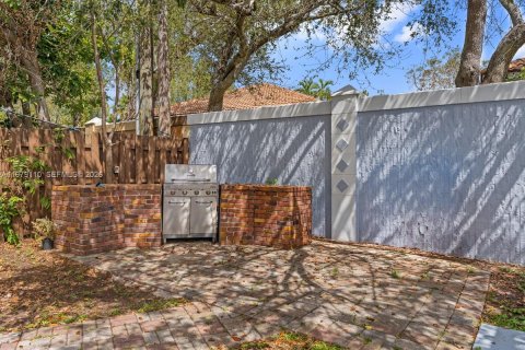 Купить виллу или дом в Санрайз, Флорида 2 спальни, 87.33м2, № 2049659 - фото 28